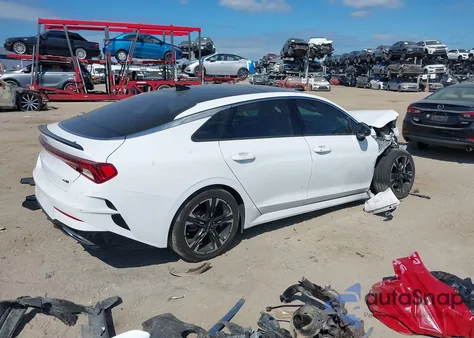 2022 Kia K5 Gt-Line z USA, uszkodzony, nr VIN 5XXG64J27NG160838